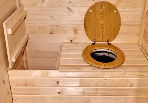 toilettes-seches-en-bois-massif-certifie-panneaux-16mm-plancher